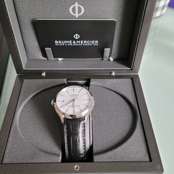 Watch - Picture 3 of 6